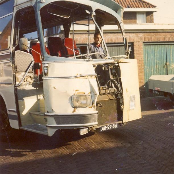 090-bus-24-daf-1967-v-rooyen